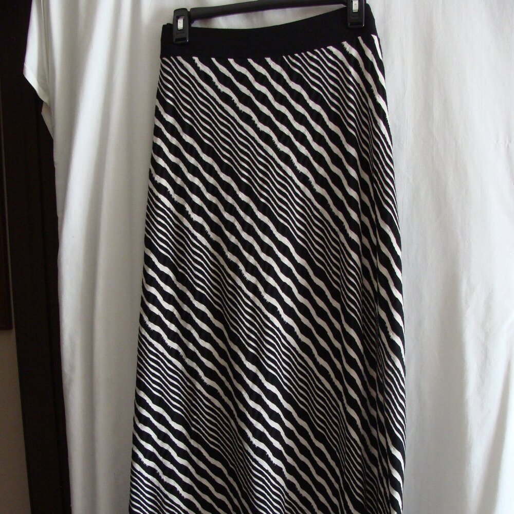 CHICO's Black & White STRIPE Full Length Stretch Knit MAXI SKIRT Sz 2